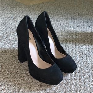 Block black heels